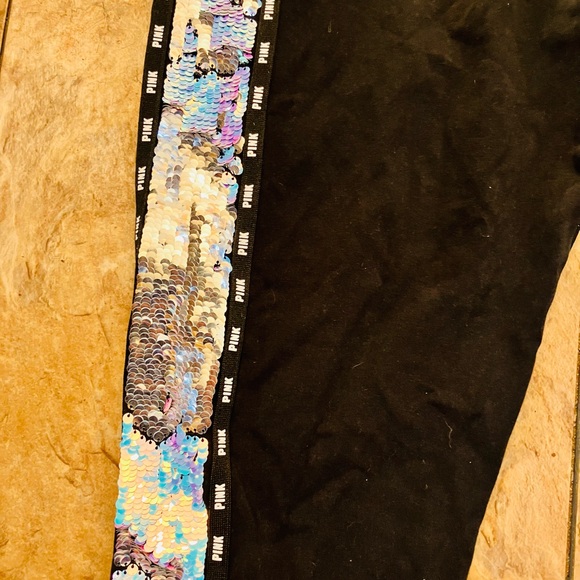 Victors secrets pink sequin yoga pants - Picture 3 of 4